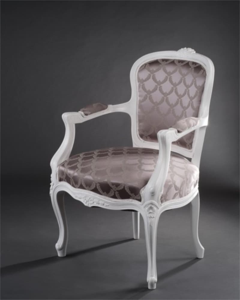 Vanhoja vintage- ja design-esineita myymalassa.